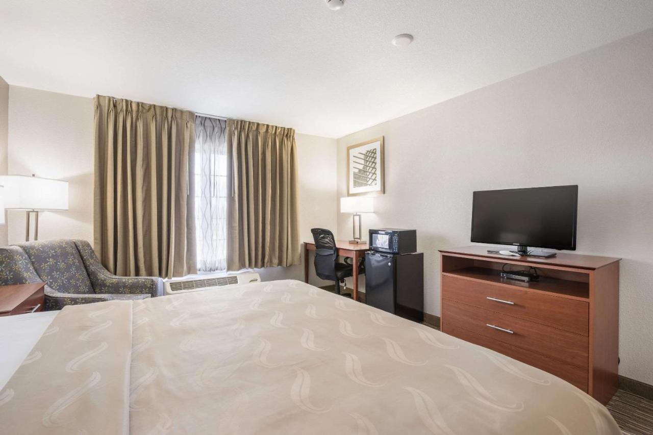 Quality Inn & Suites Lodi I-90 Екстериор снимка