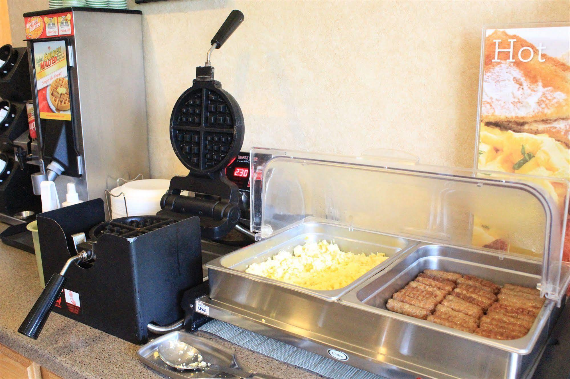Quality Inn & Suites Lodi I-90 Екстериор снимка
