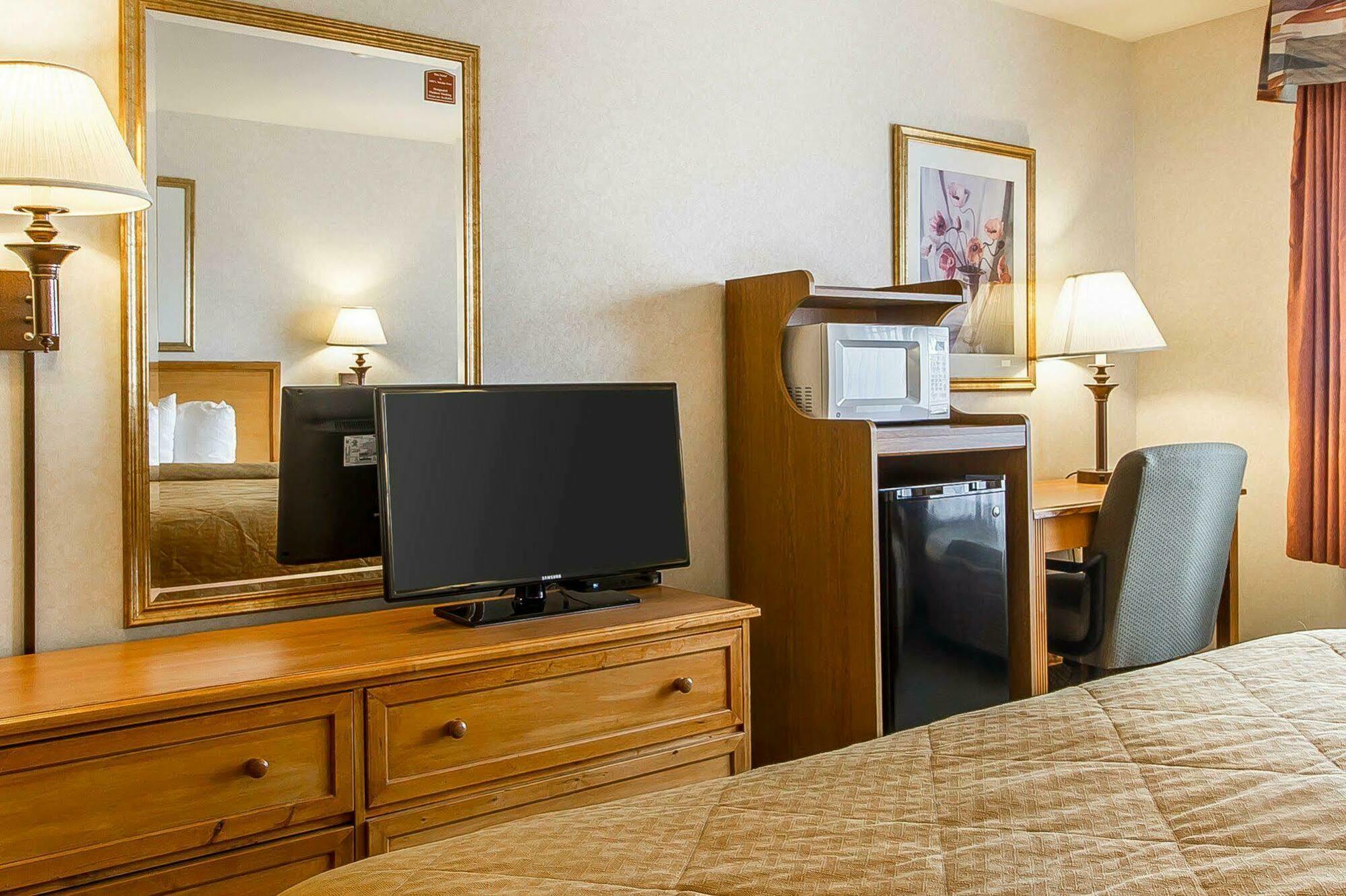 Quality Inn & Suites Lodi I-90 Екстериор снимка